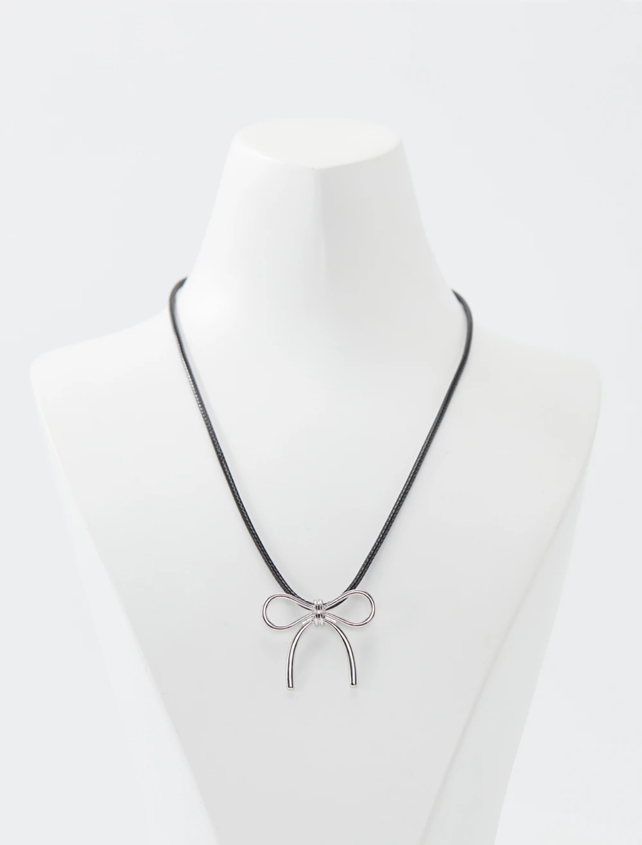 Bow Tie Artificial Jewellery-Pendant Necklace