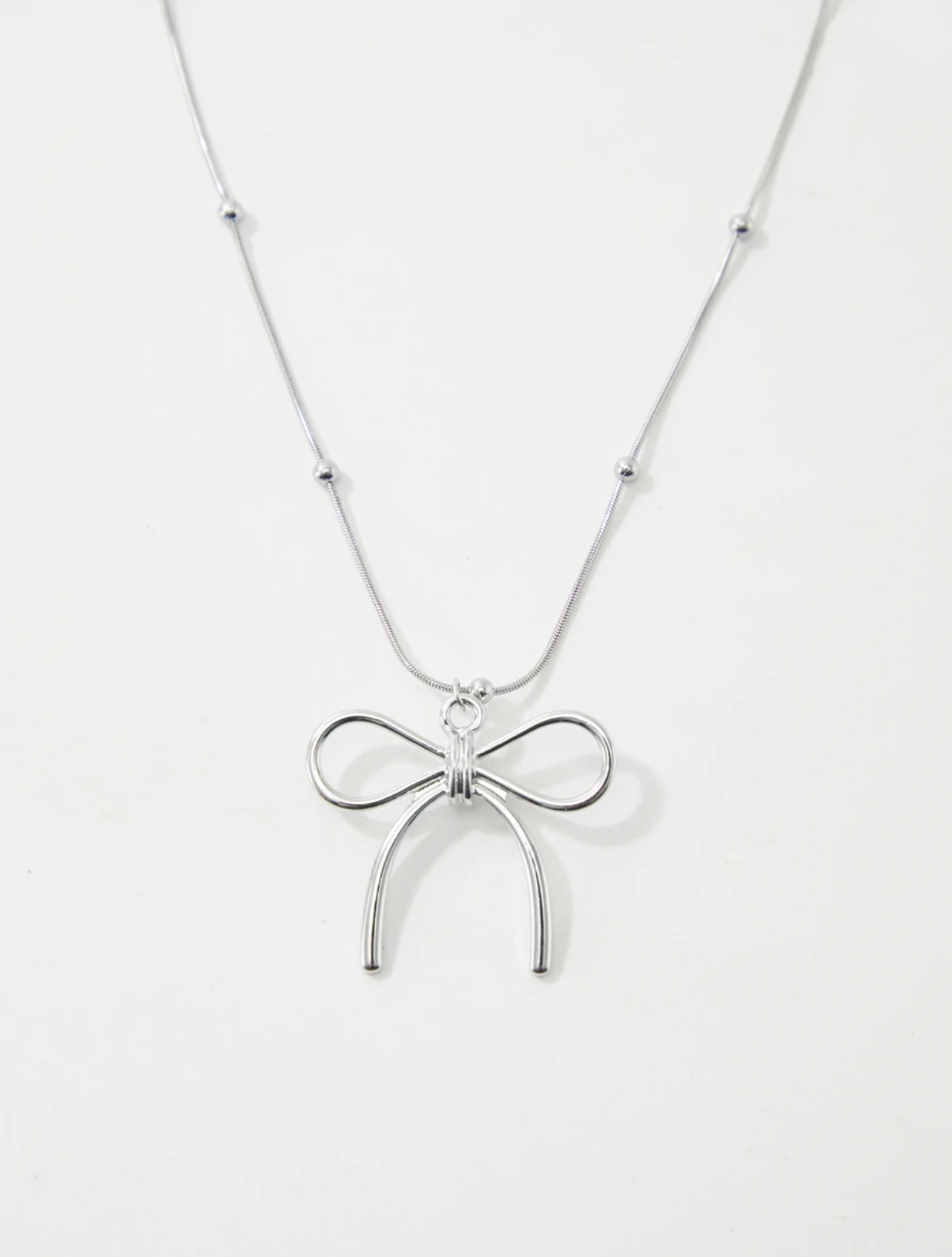 Bow Tie Artificial Jewellery-Pendant Necklace